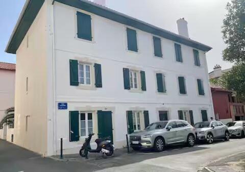 Appartement lumineux Côte des Basques Biarritz Extérieur photo